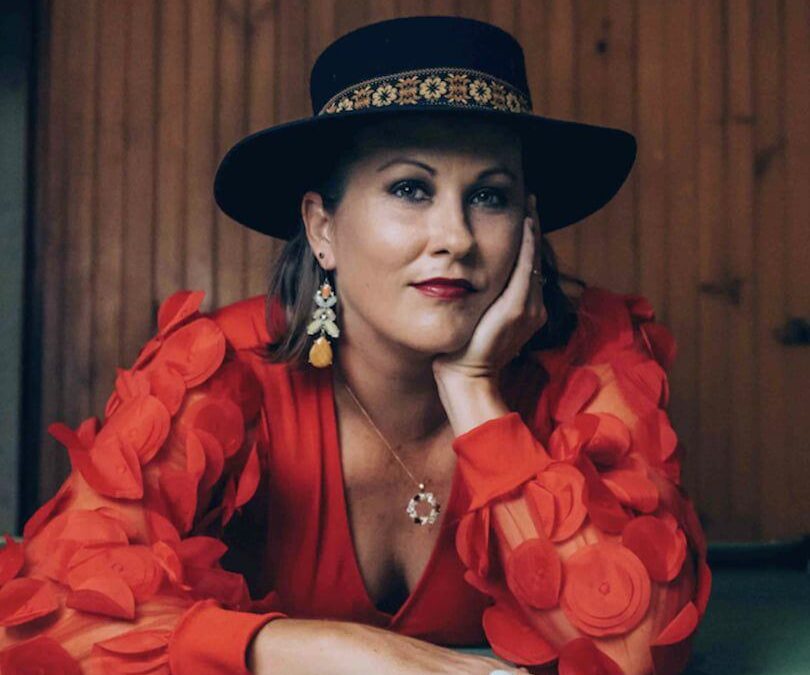 Saturday Sessions with Katie Richards